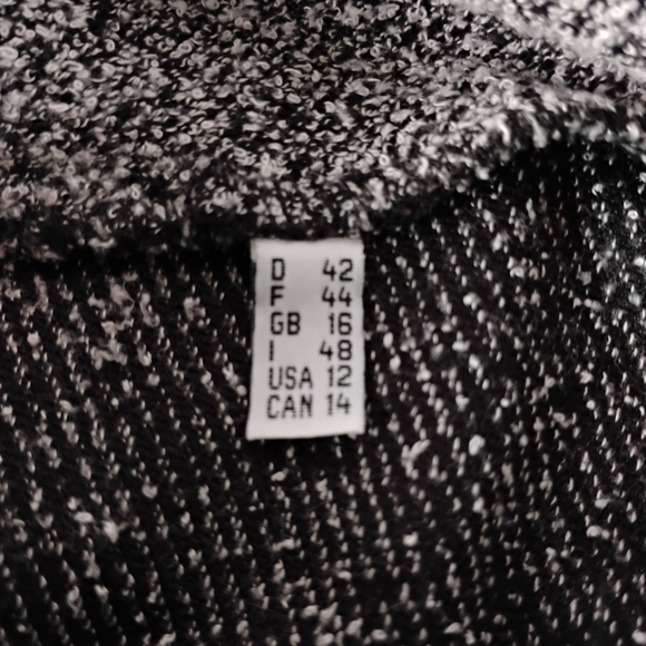 Women's Vintage Black & White Marled Knit Sweater with Blue Fur Cowl Neck Winter - Picture 15 of 16